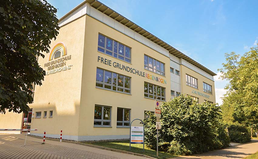 Das Schulgebäude der DPFA-Regenbogen-Grundschule Zwickau