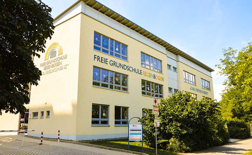 Blick auf die DPFA-Regenbogen-Grundschule Zwickau