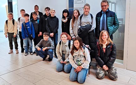 Teaser für Beitrag: DPFA-Regenbogen-Gymnasium Zwickau zu Besuch im Rathaus
